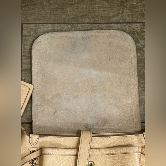 Coach Whipstich Crossbody Flap in a light salmon color - Picture 8 of 15